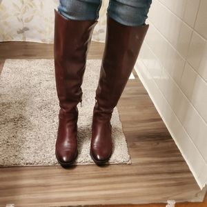 Vince Camuto Brown Leather Boots Size 8